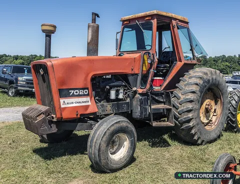 Allis Chalmers 7020