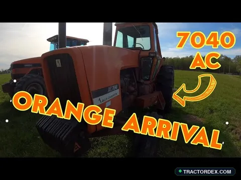 Allis Chalmers 7040