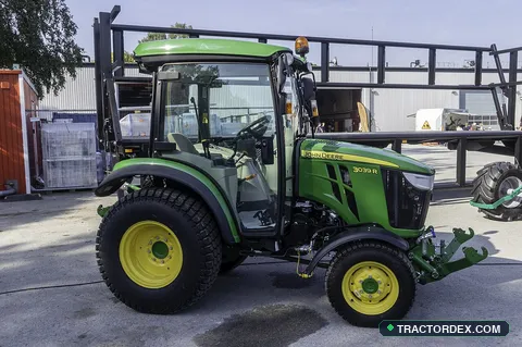 Deere 3039R