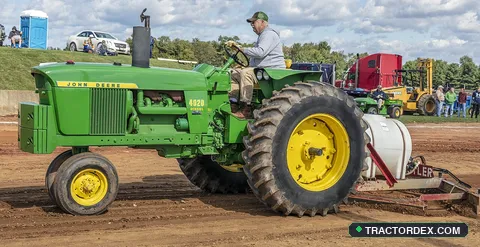 John Deere 4020 - John Deere 4020D tractor MD2