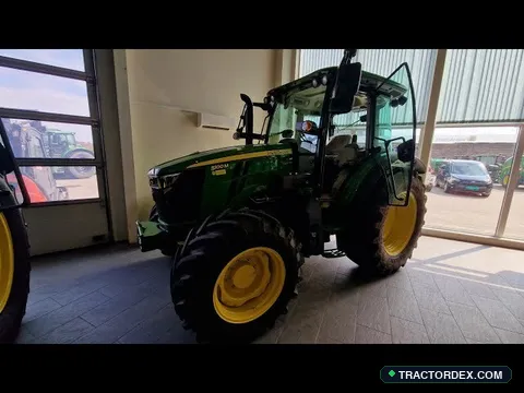 Deere 5100M (2012–2022)