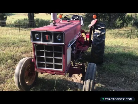 International Harvester 384