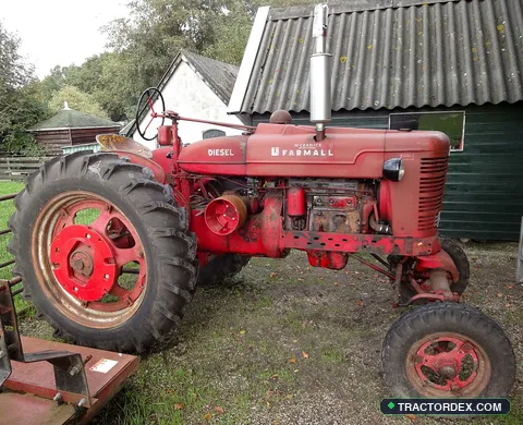 International Harvester T-5