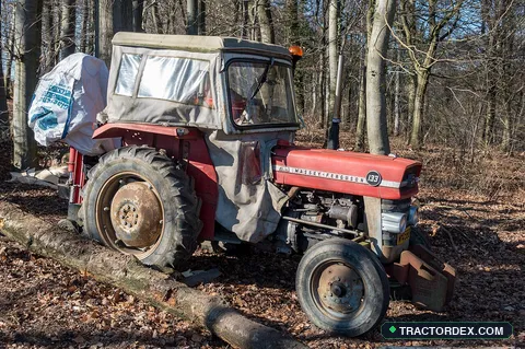 Massey Ferguson 133 (1969–1974)