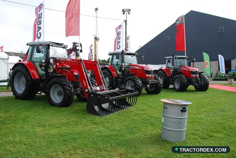 Massey Ferguson 7716