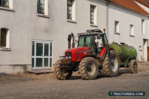 Massey Ferguson 8220