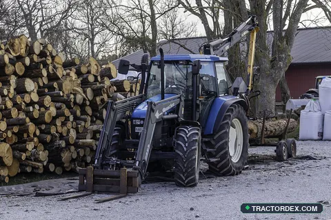 New Holland TS100
