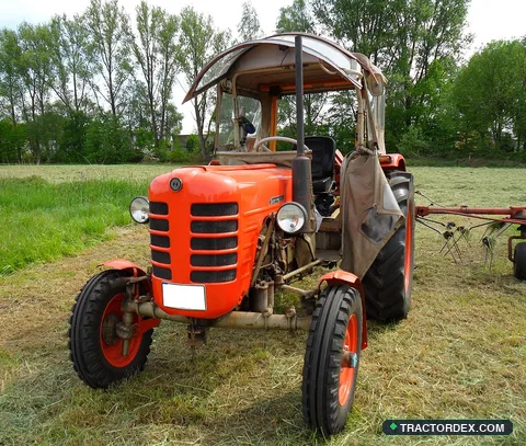 Zetor 3013